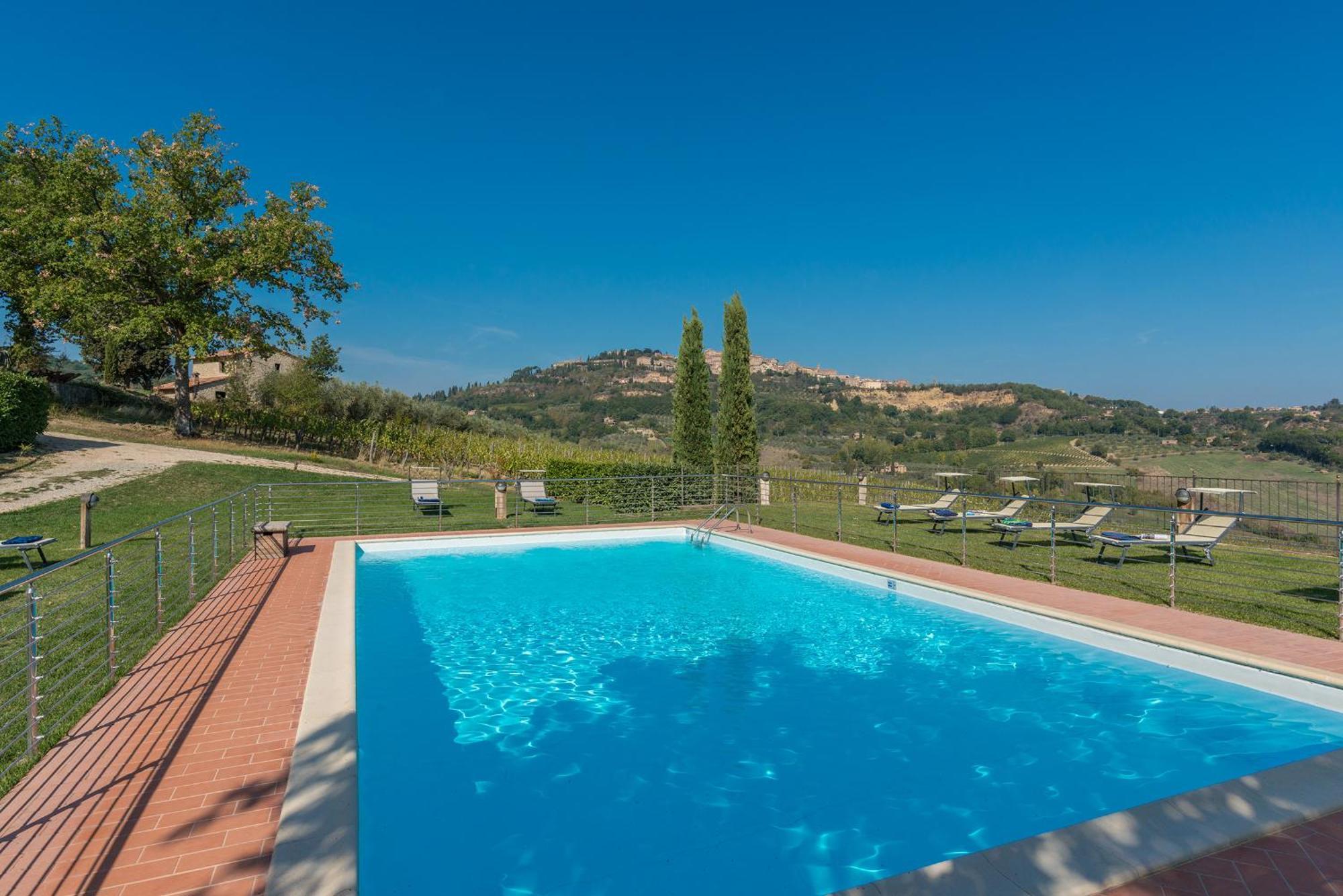 Montepulciano StazioneThe Grapevine By Manvi住宿加早餐旅馆 外观 照片